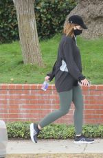 Pregnant KATHERINE CHWARZENEGGER Out and About in Los Angeles 05/27/2020