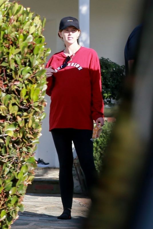 Pregnant KATHERINE SCHWARZENEGGER Out in Brentwood 05/18/2020