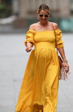 Pregnant VOGUE WILLIAMS Leaving Radio Breakfast Show in London 05/24/2020