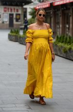 Pregnant VOGUE WILLIAMS Leaving Radio Breakfast Show in London 05/24/2020