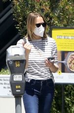 ROBIN WRIGHT Out Shopping in Brentwood 05/21/2020