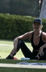 ROSIE HUNTINGTON-WHITELEY Out in Los Angeles 05/17/2020
