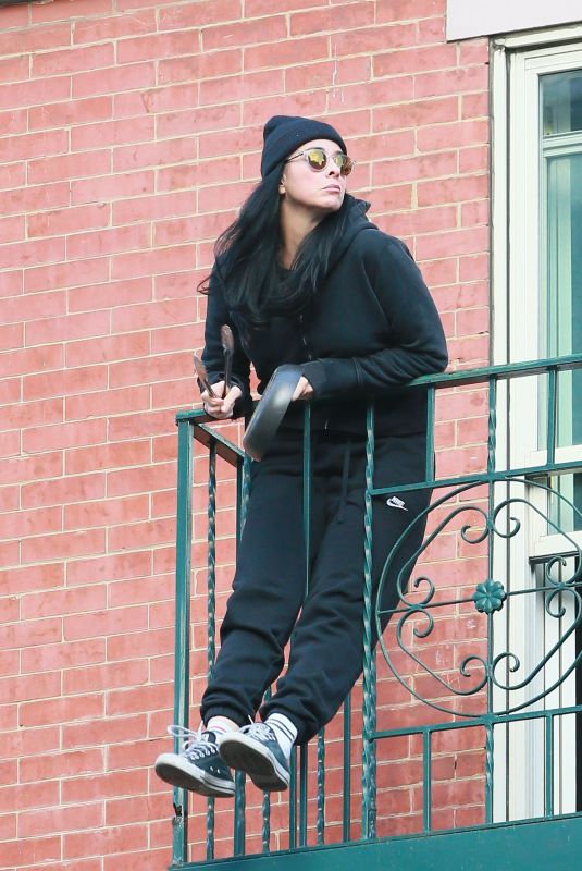 SARAH SILVERMAN on Her Fire Escape in New York 05/09/2020
