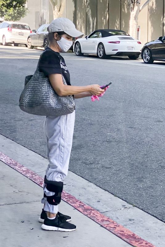 SELMA BLAIR Leaves a Medical Building in Los Angeles 05/21/2020