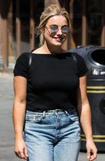 SIAN WELBY Arrives at Global Radio in London 05/27/2020