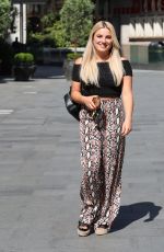 SIAN WELBY Out and About in London 05/28/2020