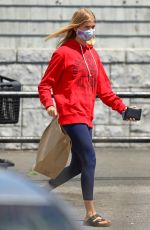 TAYLOR NEISEN Out and About in New York 05/05/2020