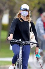 TAYLOR NEISEN Out and About in New York 05/05/2020