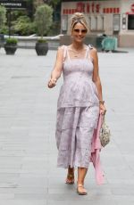 VOGUE WILLIAMS Leaves Heart Radio Studios in London 05/17/2020