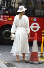 VOGUE WILLIAMS Leaves Radio Breakfast Show in London 05/10/2020