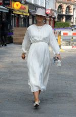 VOGUE WILLIAMS Leaves Radio Breakfast Show in London 05/10/2020