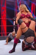 WWE - CHARLOTTE FLAIR vs LIV MORGAN 05/04/2020