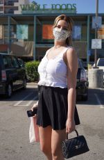 ZITA VASS Wearing Mask at Whole Foods in West Hollywood 04/01/2020