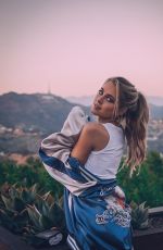 ANNE WINTERS - Instagram Photos 06/24/2020