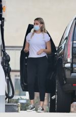 APRIL LOVE GEARY Shopping at Malibu Country Mart 06/25/2020