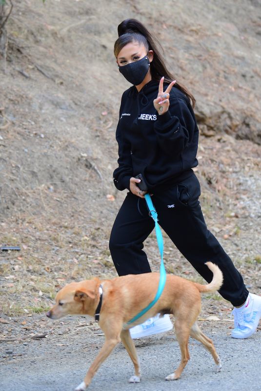 ARIANA GRANDE Out Hikinig with Her Dog in Los Angeles 06/21/2020
