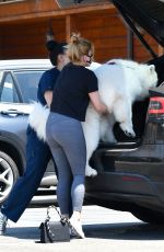 ARIEL WINTER at a Vet