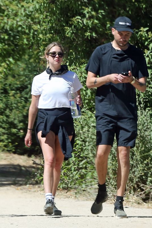 ASHLEY BENSON and G-Eazy Out Shopping in Los Angeles 06/13/2020