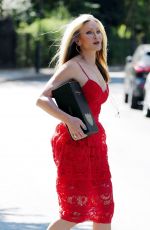 CAPRICE BOURRET Out for Lunch in Notting Hill 06/26/2020