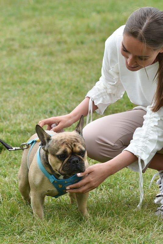 CHLOE ROSS Out with her Dog in Chigwell 06/06/2020