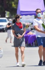 COURTENEY COX and Johnny McDaid at Farmer