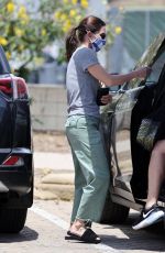 COURTENEY COX Shopping at a Farmers Market in Malibu 05/31/2020