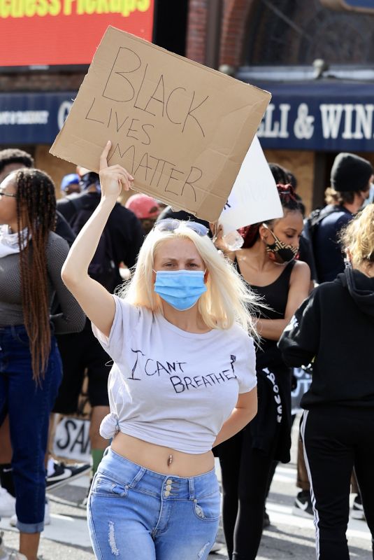 COURTNEY STODDEN at a Protest in Los Angeles 06/01/2020