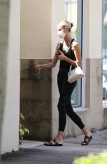 DEVON WINDSOR Arrives at Pilates Class in Miami 06/16/2020