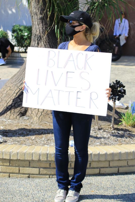 DONNA D’ERRICO at Black Lives Matter Protest in Studio City 06/03/2020