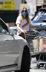 ELIZABETH OLSEN Shopping at Whole Foods in Los Angeles 06/13/2020