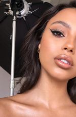FIONA BARRON for Bali Body - Instagram Photos and Videos 06/28/2020