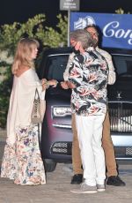 GOLDIE HAWN and Kurt Russel Out for Dinner in Malibu 06/10/2020