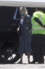 GWEN STEFANI Leaves a Private Jet at Airport in Burbank 06/09/2020