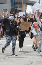 HALSEY and Yungblud at Black Lives Matter Protest in Los Angeles 06/02/2020