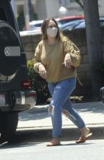 HAYLIE DUFF Shopping at Little Moon in Studio City 06/26/2020