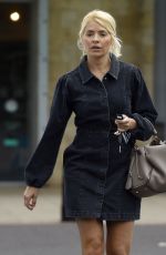 HOLLY WILLOGHBY Out Shopping at Marks & Spencer in London 06/19/2020