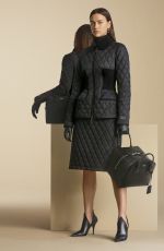 IRINA SHAYK for Burberry Pre-fall 2020