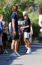 IZABEL GOULART Out with Friends in Saint-Tropez 06/08/2020