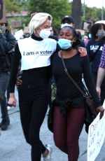 JAIME KING Joins the Protest in Hancock Park in Los Angeles 06/02/2020