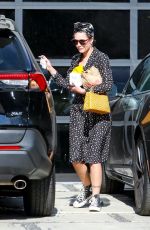 JALSEY Shopping at CVS in Los Angeles 06/24/2020