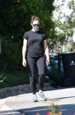 JENNIFER GARNER Out and About in Brentwood 06/03/2020