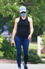 JENNIFER GARNER Wearing a Mask Out in Los Angeles 06/23/2020