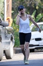 JENNIFER MEYER Out Hiking in Pacific Palisades 06/03/2020