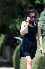 JESSICA GOMES Hiking at Runyon Canyon in Los Angeles 06/25/2020