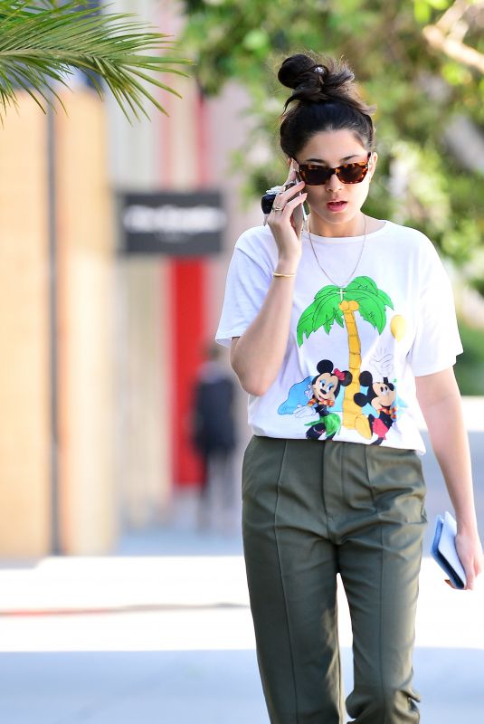 JESSICA GOMES Out and About in Los Angeles 06/11/2020