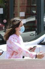 KATHARINE MCPHEE Picking Up Takeout in Beverly Hills 06/21/2020