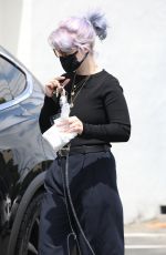 KELLY OSBOURNE Shopping at CVS in Studio City 06/25/2020