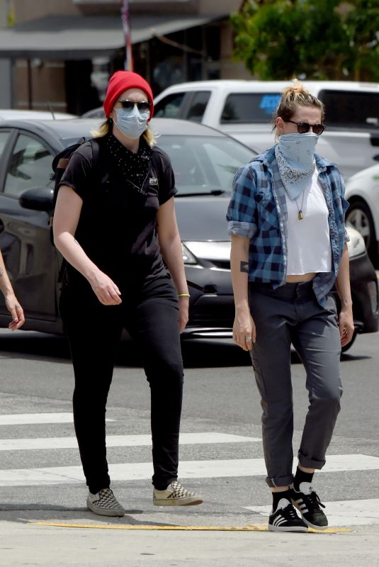 KRISTEN STEWART Heading to Black Lives Matter Protest in Hollywood 06/02/2020