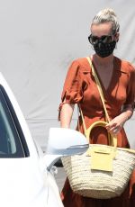 LAETICIA HALLYDAY Out Shopping in Santa Monica 06/06/2020