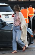 LESLIE MANN and Judd Apatow Out in Malibu 06/16/2020